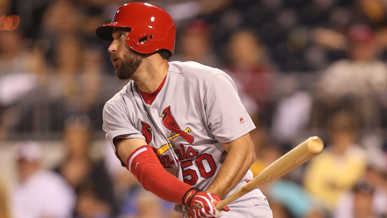 Waino pinch-hits, drives in two runs as Cards beat Pirates 9-3 in extra innings